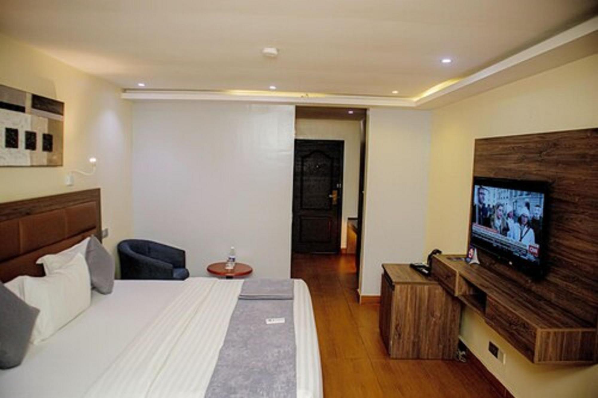 Swiss International The Vistana Lekki Lagos Ikuata Luaran gambar